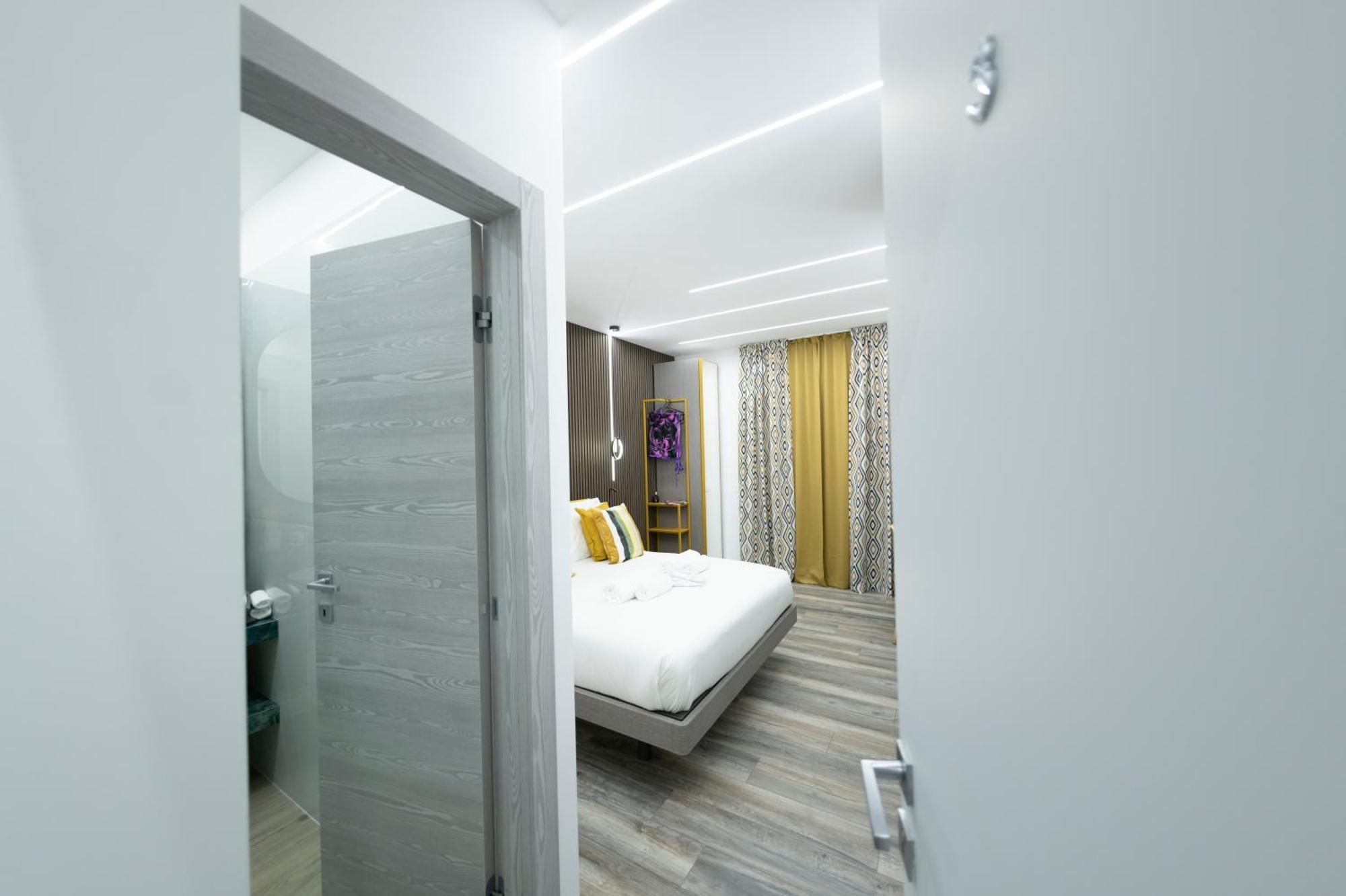 New Luxury Rooms 로마 외부 사진